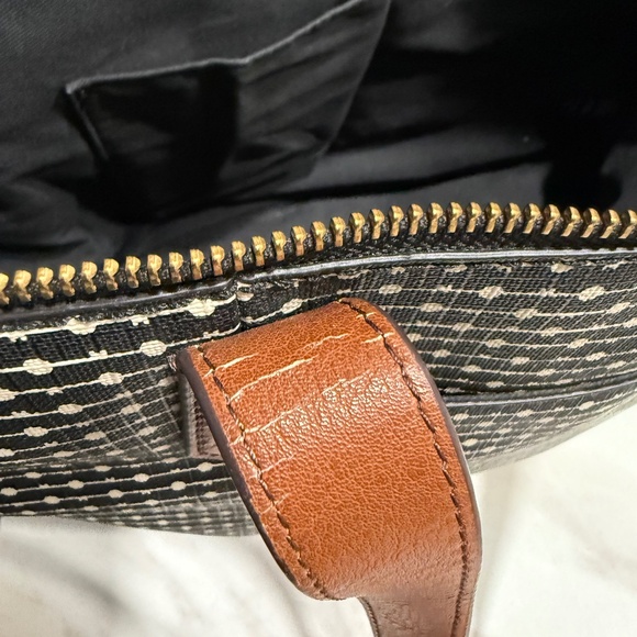 Fossil Large Tote bag, black and white design, 2 open pockets, zip top, - Picture 7 of 8
